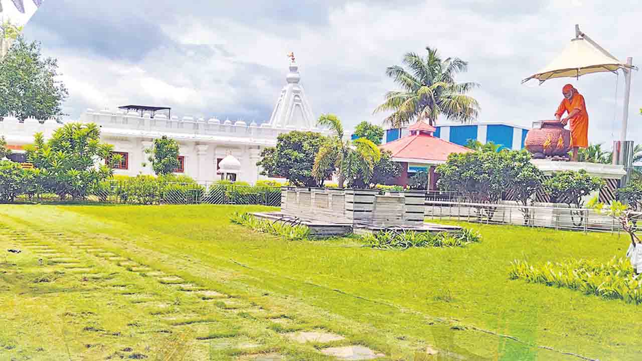 తెలంగాణ షిర్డీ