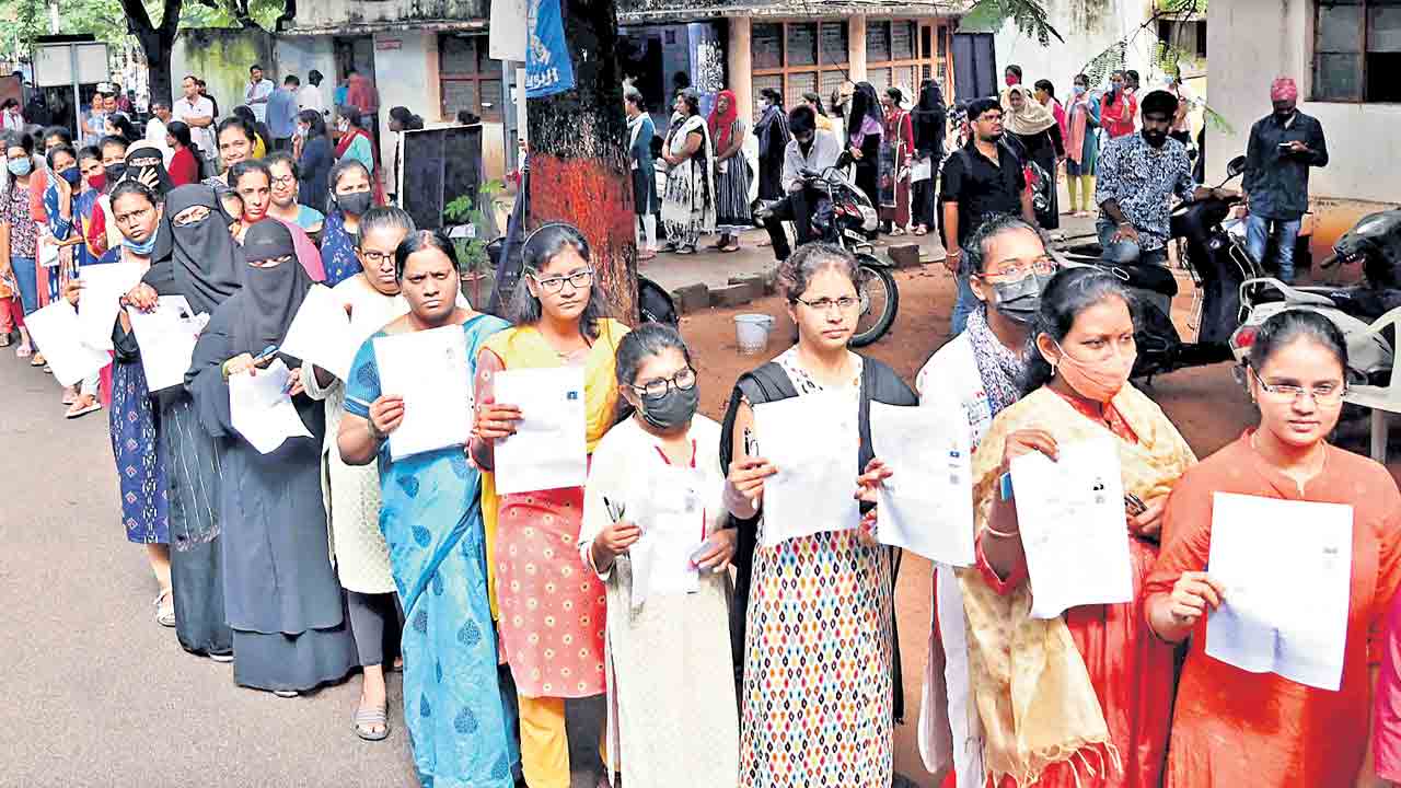 సివిల్స్‌ స్థాయిలో గ్రూప్‌-1 ప్రిలిమ్స్‌