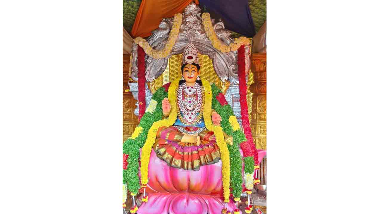 బాసరలో ముగిసిన నవరాత్రోత్సవాలు