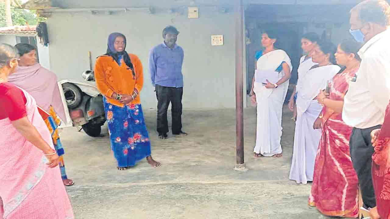 కల్తీ కల్లు తాగి వంద మందికి అస్వస్థత