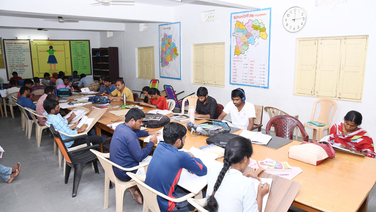 గ్రంథాలయాలు విజ్ఞన సోపానాలు