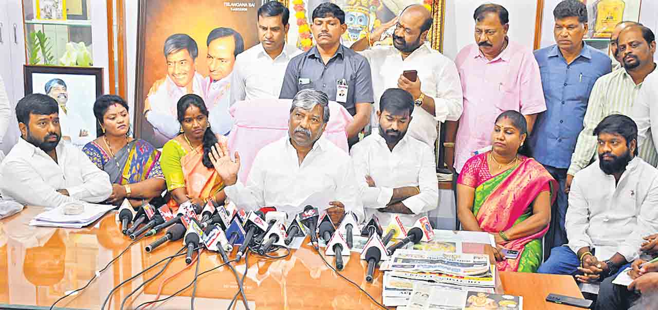 ఊపిరి ఉన్నంత వరకు కేసీఆర్‌తోనే