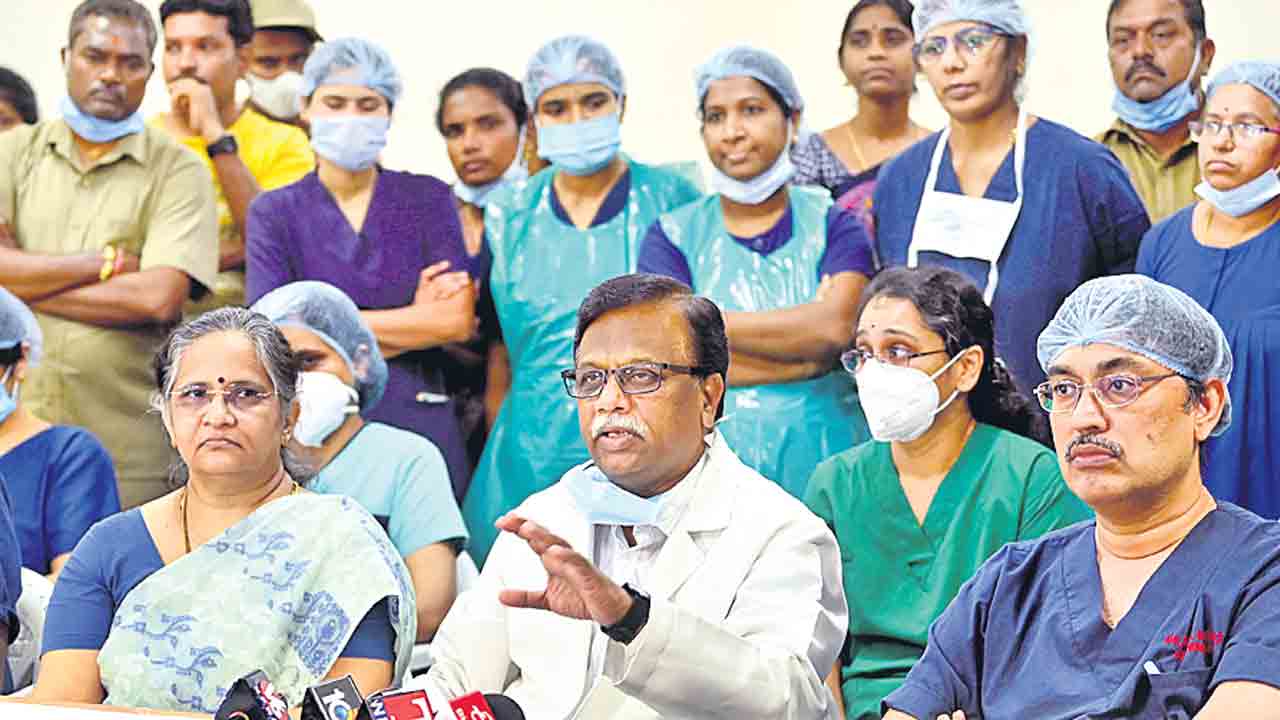 నిమ్స్‌లో ముగ్గురికి పునర్జన్మ