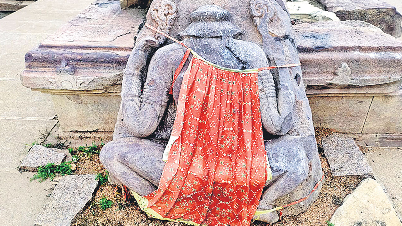 ఆదిమాత లజ్జా గౌరి