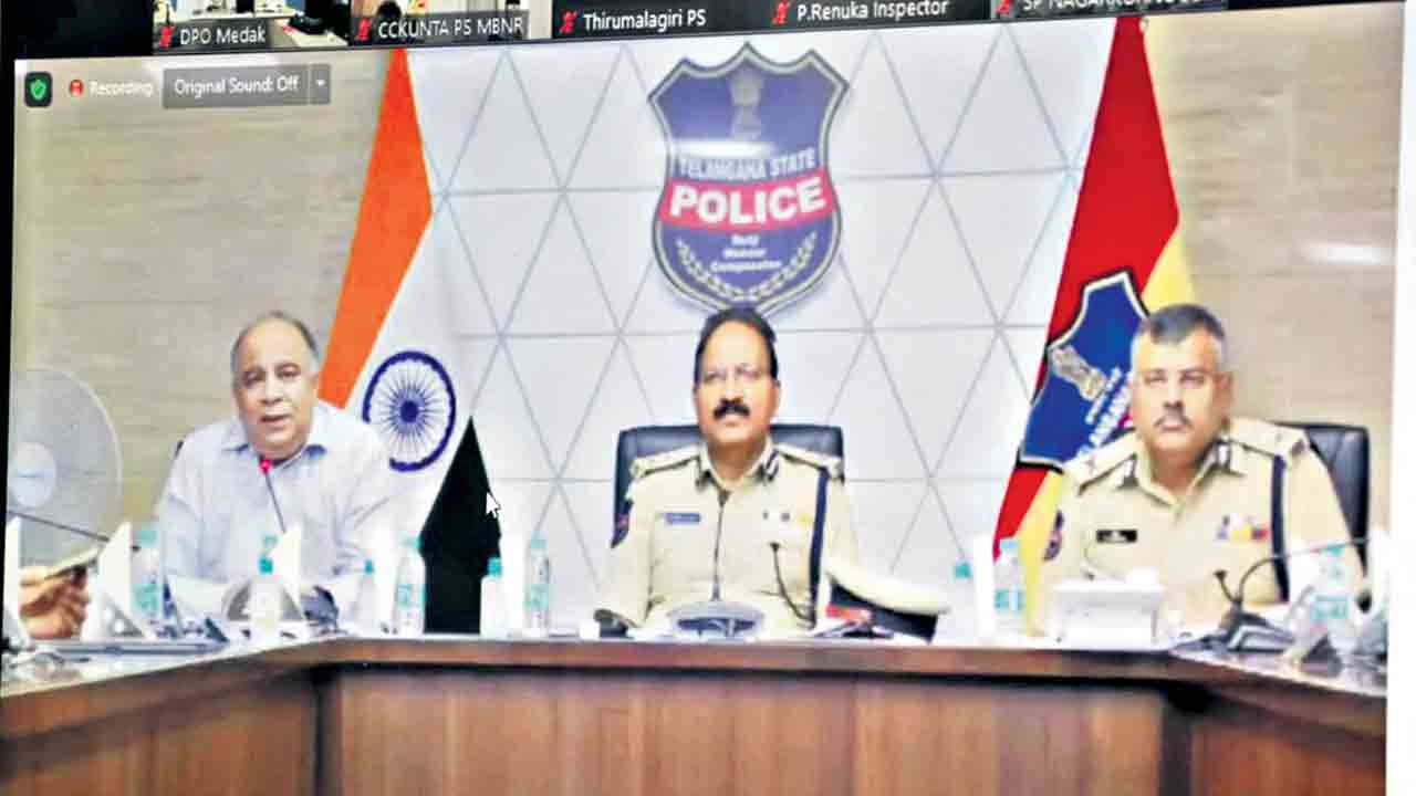 టెక్నాలజీతో కేసులు ఛేదించొచ్చు