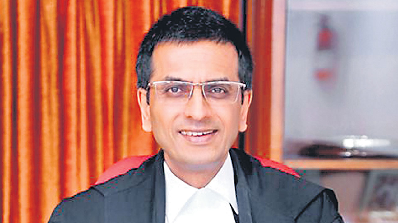 తదుపరి సీజేఐగా జస్టిస్‌ చంద్రచూడ్‌