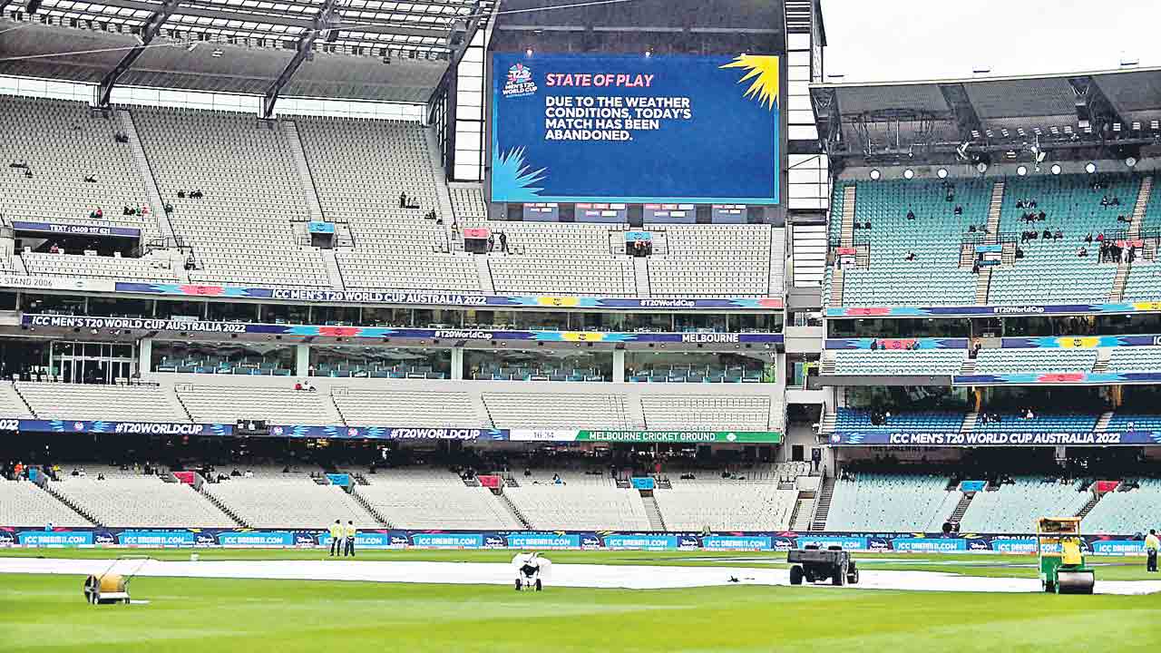 వరుణుడే విజేత