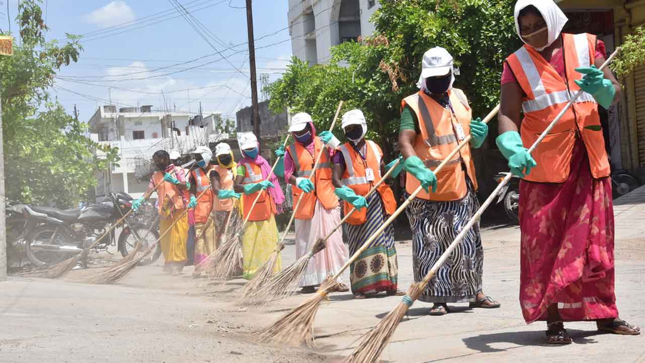 స్వచ్ఛతలో మెరిసిన కరీం‘నగరం’