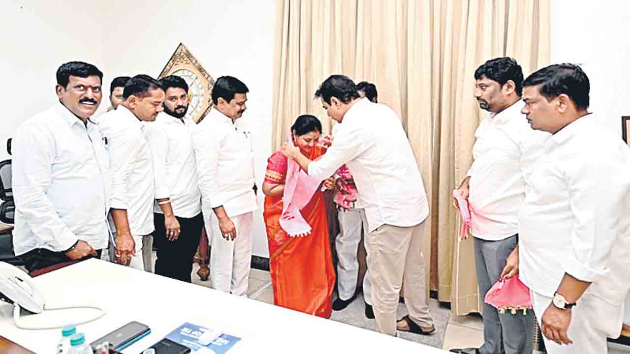 బీ(టీ)ఆర్ఎస్ గూటికి ‘నల్లాల’