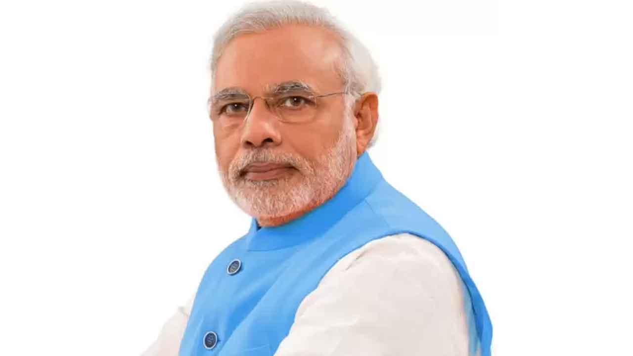 ఉచితాలపై ప్రధాని మోదీ మొసలి కన్నీరు