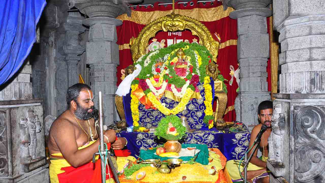 యాదాద్రిలో వైభవంగా నిత్యోత్సవాలు