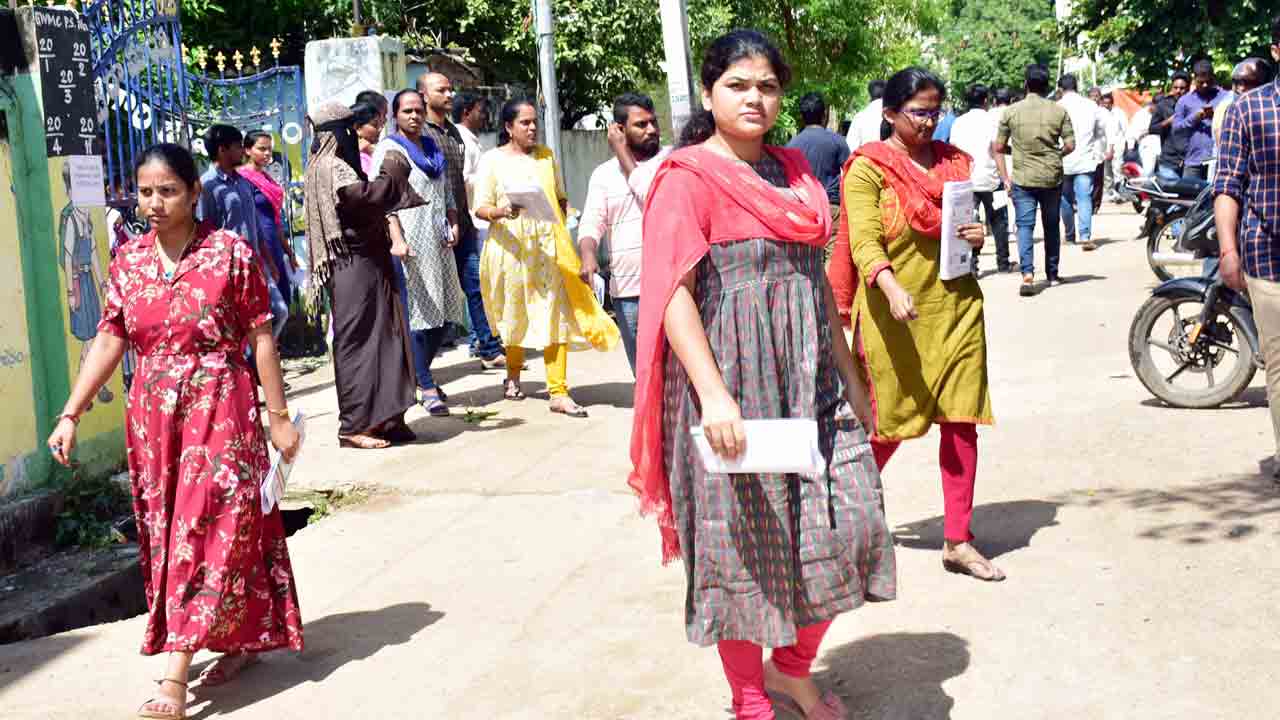 ప్రశాంతంగా గ్రూప్‌-1 పరీక్ష