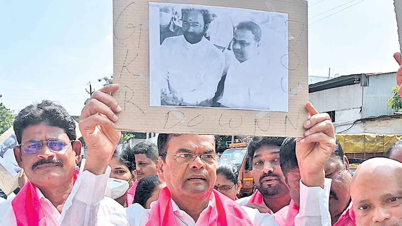 కిషన్‌రెడ్డి సహకారంతోనే నందు ఎదిగాడు