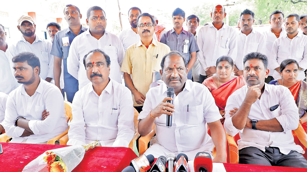 దేశానికి కేసీఆర్‌ నాయకత్వం అవసరం