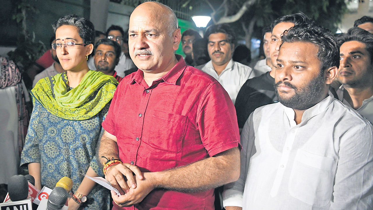 నన్ను సీఎం చేస్తారట!