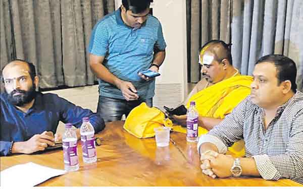 ఆ 36 గంటలు ఏం చేశారు?