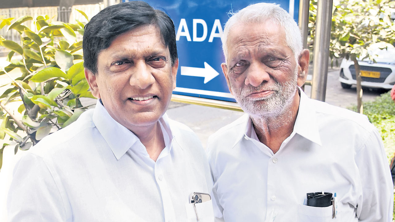 ఈసీకి చేరిన బీఆర్‌ఎస్‌ తీర్మానం