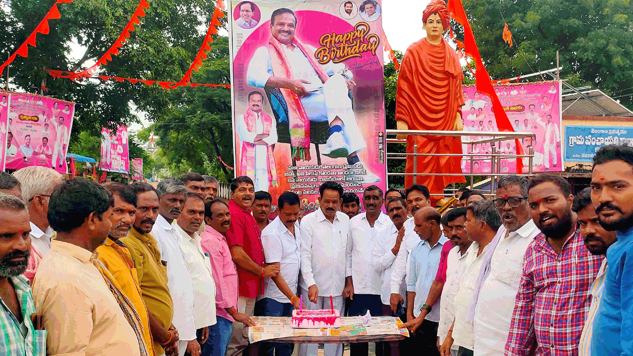 ఘనంగా ఎమ్మెల్యే ఆల వెంకటేశ్వర్‌రెడ్డి పుట్టినరోజు వేడుకలలు