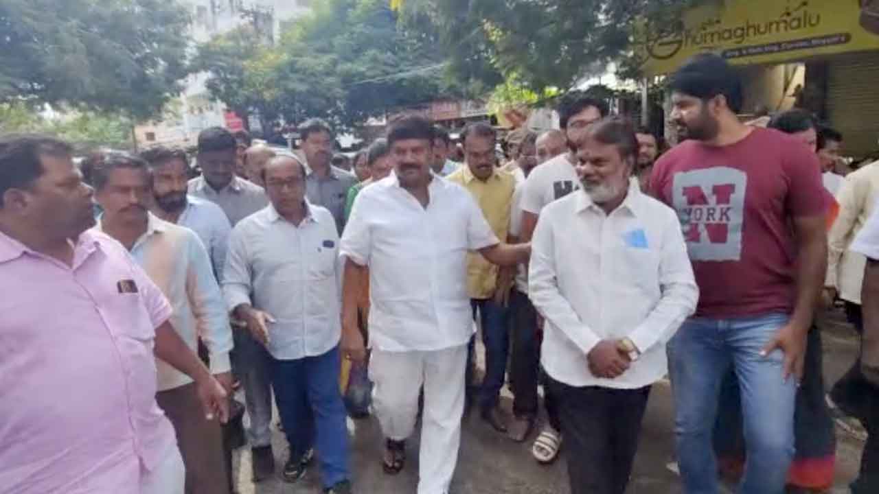 మునుగోడులో బీ(టీ)ఆర్‌ఎస్‌ గెలుపు ఖాయం : మంత్రి తలసాని