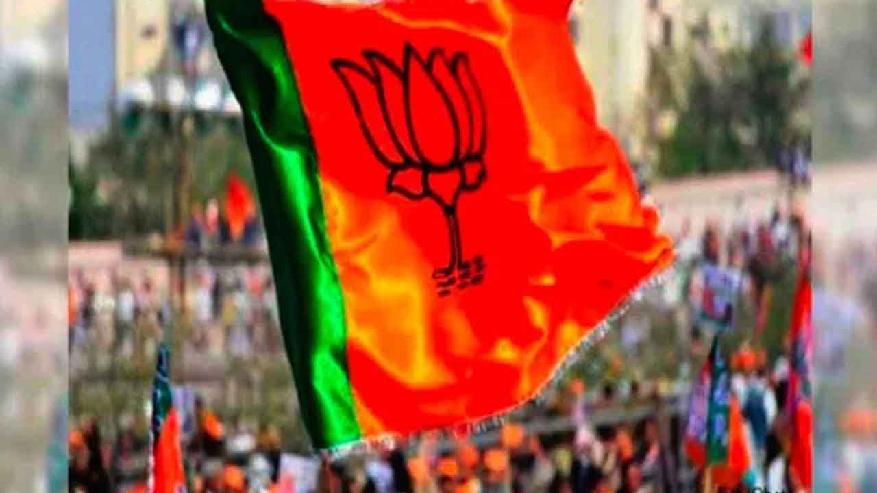 కక్షతో రగులుతున్న బీజేపీ