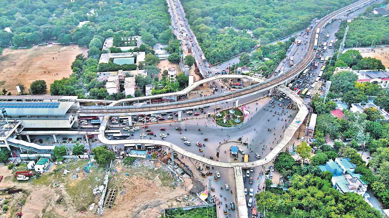 ఉప్పల్‌ జంక్షన్‌లో..స్కై వాక్‌ రెడీ!