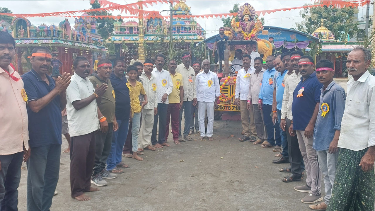 వెళ్లిరా దుర్గమ్మా.. మళ్లీ రావమ్మా..