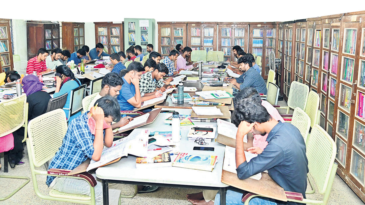 నేడే గ్రూప్‌-1 ప్రాథమిక పరీక్ష