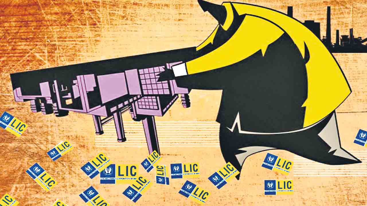 మోదీ దెబ్బకు ఎల్‌ఐసీ కొంప కొల్లేరు