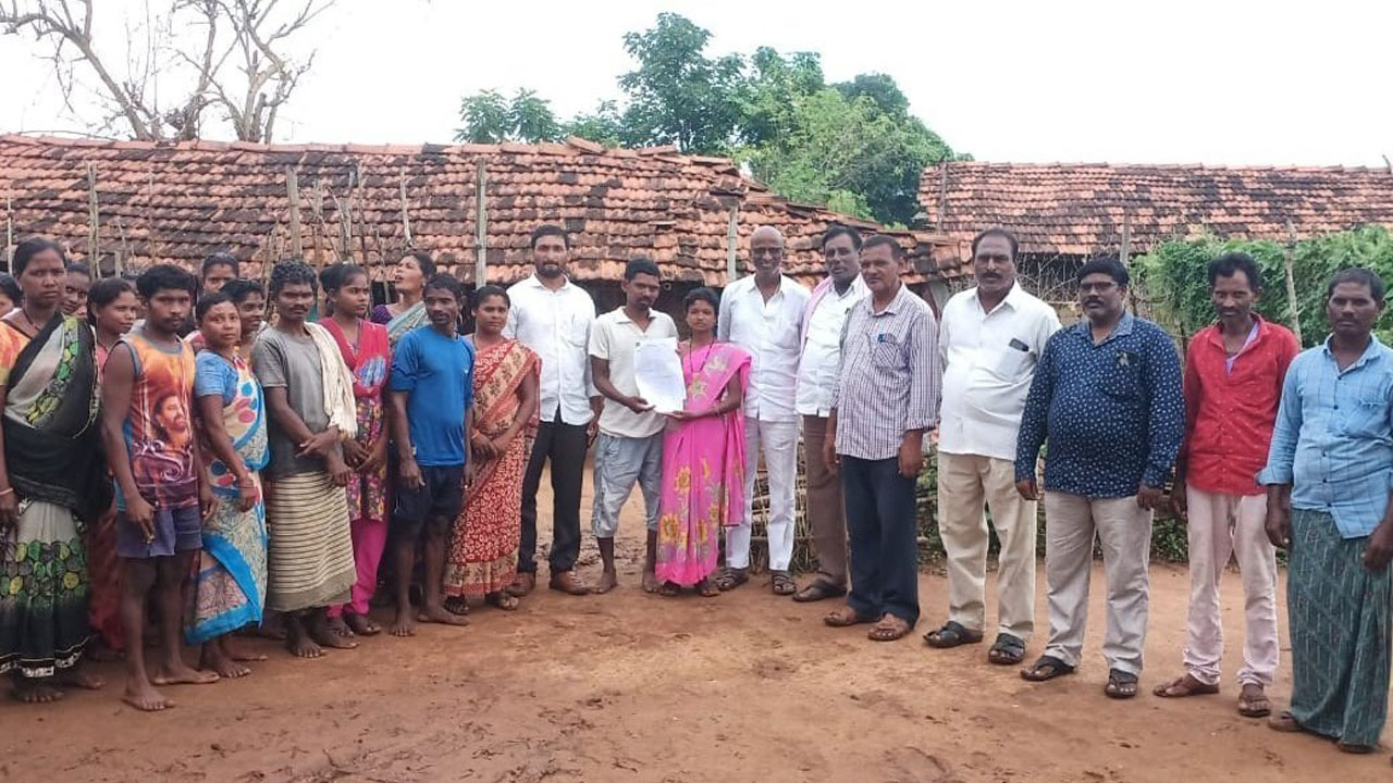 ‘పోడు’ పట్టాలు అందించడమే ప్రభుత్వ లక్ష్యం