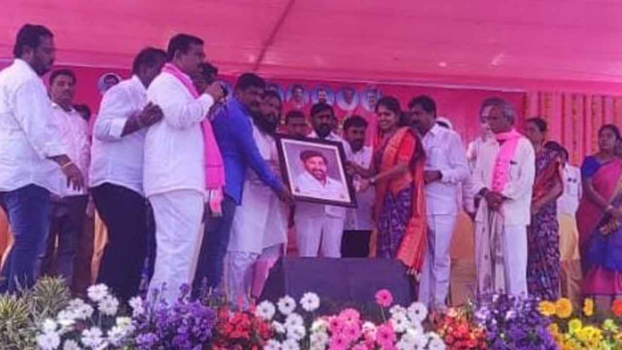 కాంట్రాక్ట్‌ల కోసమే మోదీతో రాజగోపాల్‌రెడ్డి దోస్తి : మంత్రి జగదీష్‌రెడ్డి