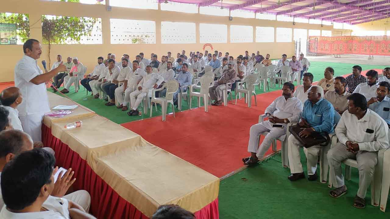 మునుగోడులో గెలుపే లక్ష్యంగా పనిచేయాలి : ఎమ్మెల్యే దేవిరెడ్డి సుధీర్‌ రెడ్డి