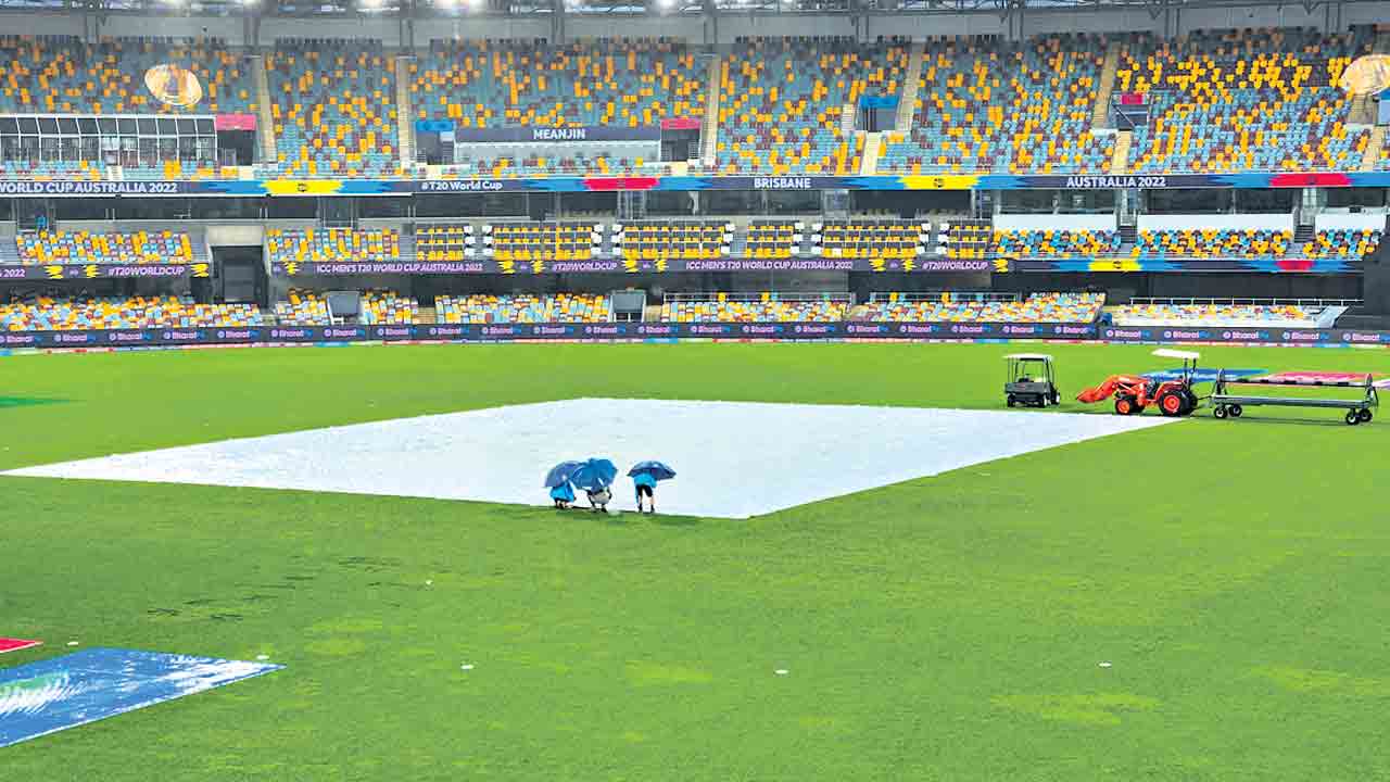 మ్యాచ్‌ వర్షార్పణం