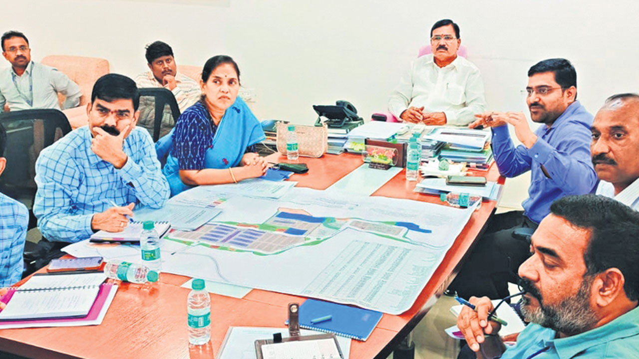 అత్యంత అధునాతనంగా కోహెడ మారెట్‌