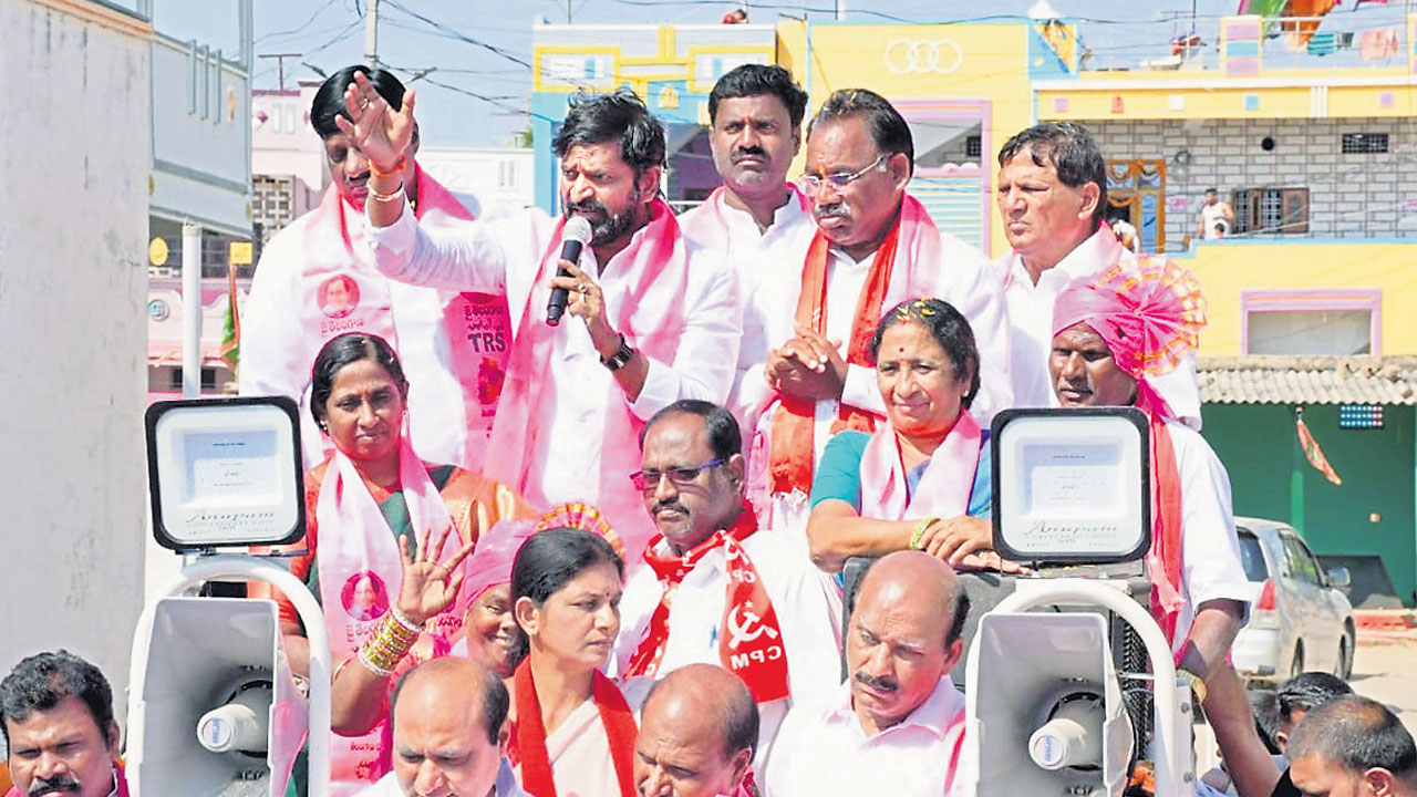 కులవృత్తులకు కేసీఆర్‌తోనే వైభవం