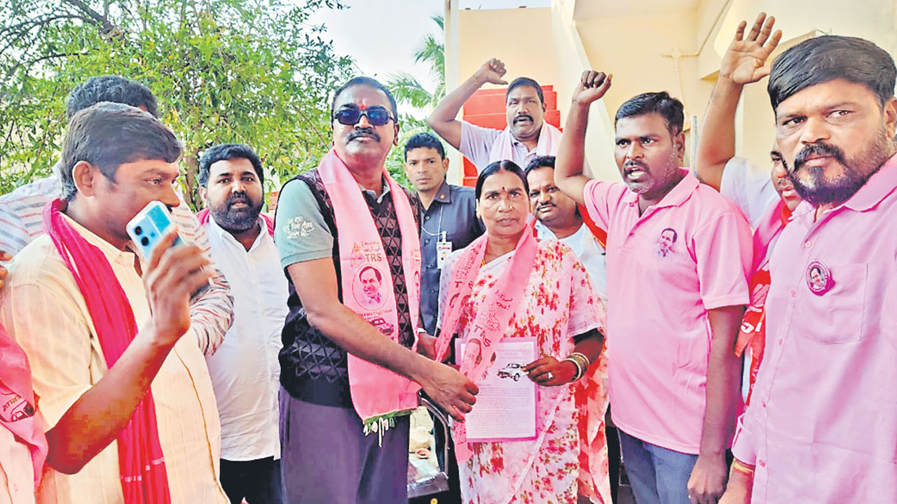 ఆర్టీసీ కార్మికులకు అండగా సీఎం కేసీఆర్‌