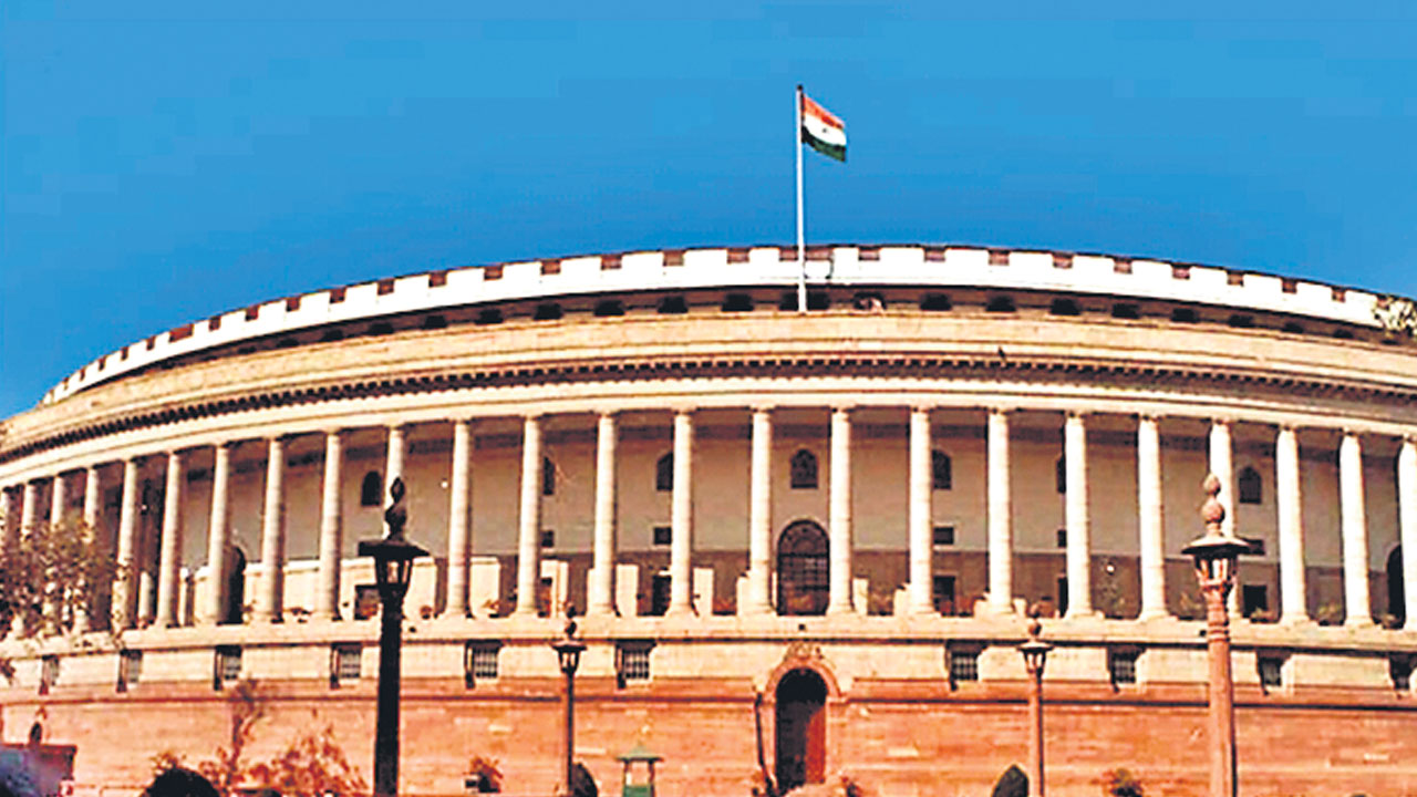 బంగారు తెలంగాణ మోదీ స్వప్నమట!