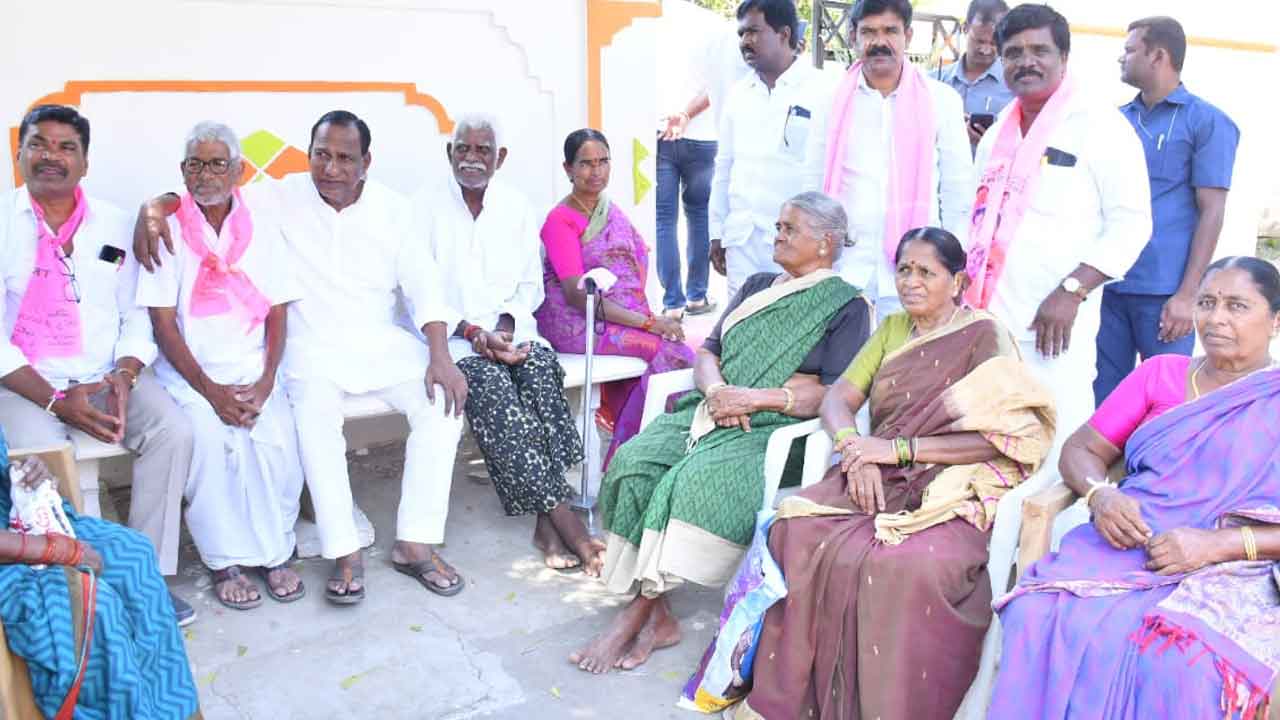 మునుగోడులో టీఆర్‌ఎస్‌ అభ్యర్థిని గెలిపించాలి : మంత్రి చామకూర