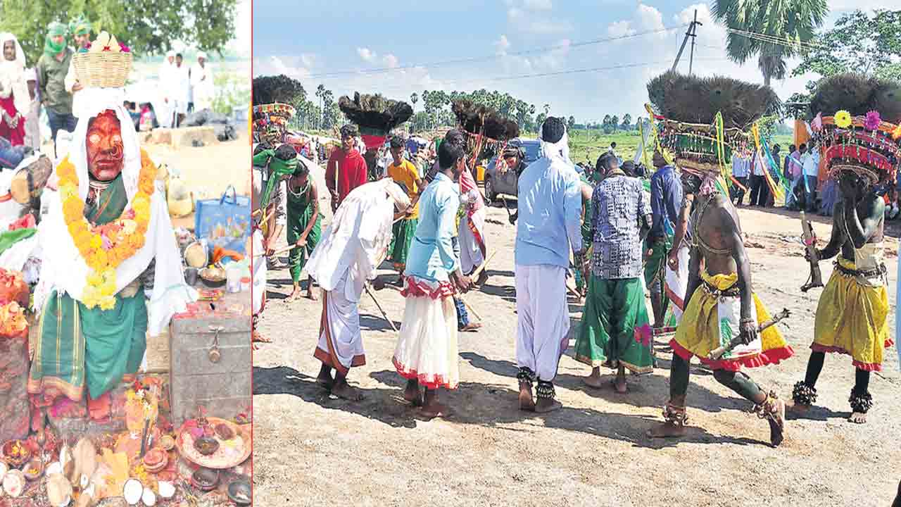 పద్మల్‌పురి కాకో ఆలయంలో దండారీ వైభవం