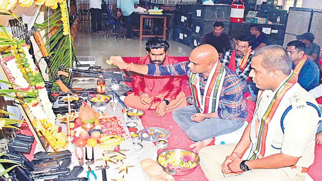 వైభవంగా దసరా