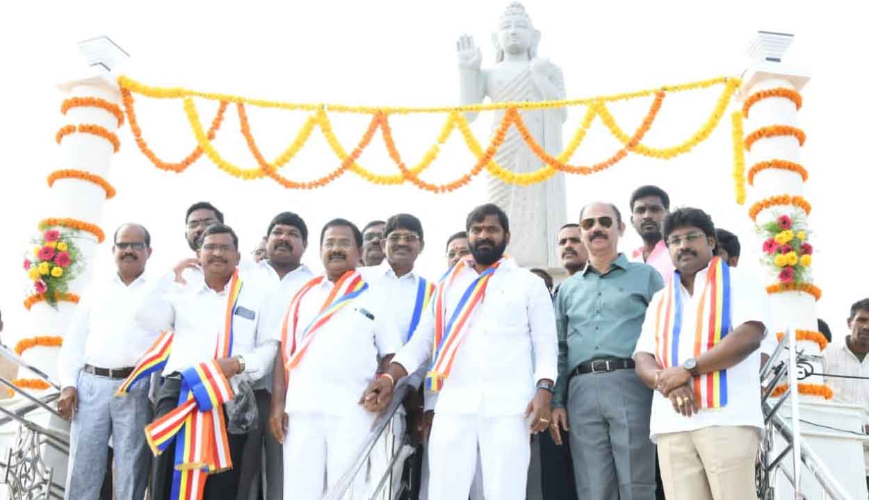 శాంతి, సమానత్వమే బుద్ధుని మార్గం : మంత్రి శ్రీనివాస్ గౌడ్