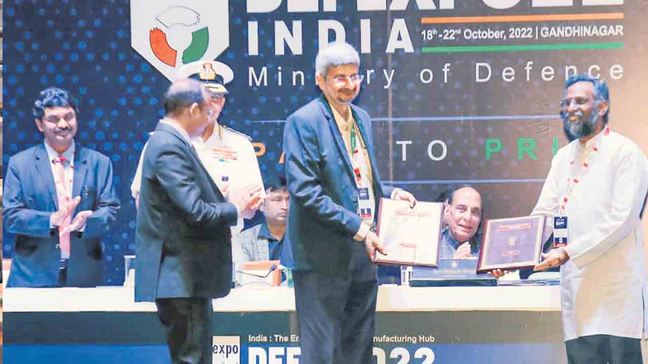 డీఆర్‌డీవోతో ఐఐటీ హైదరాబాద్‌ జట్టు