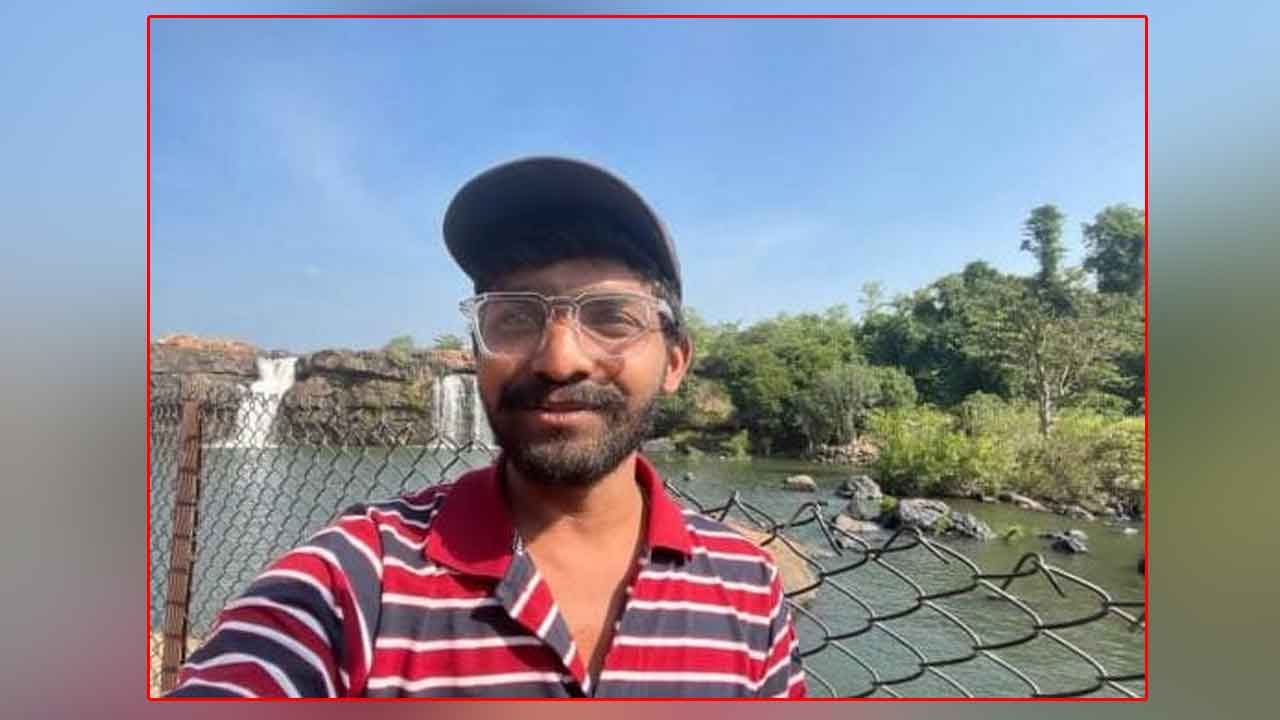 బొగత జలపాతంలో యువకుడు మృతి