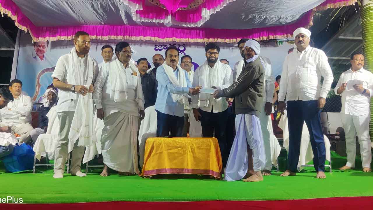 గిరిజన ఆచార సంప్రదాయాలు గొప్పవి