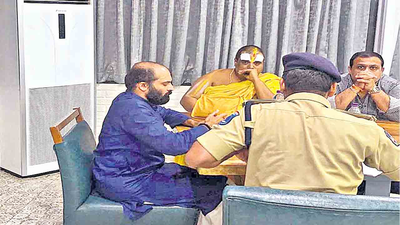 మునుగోడు ఒక మైలురాయి