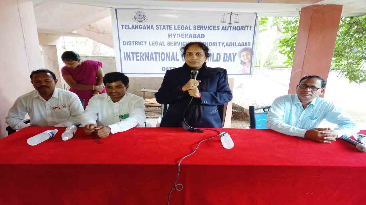 చట్టాలపై అవగాహన కలిగి ఉండాలి