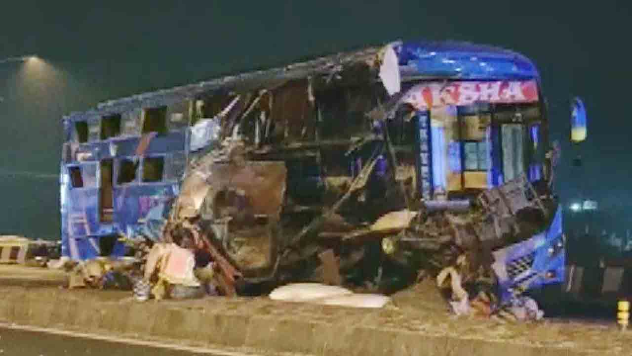 గుజరాత్‌లో ఘోర రోడ్డు ప్రమాదం.. ఆరుగురు మృతి