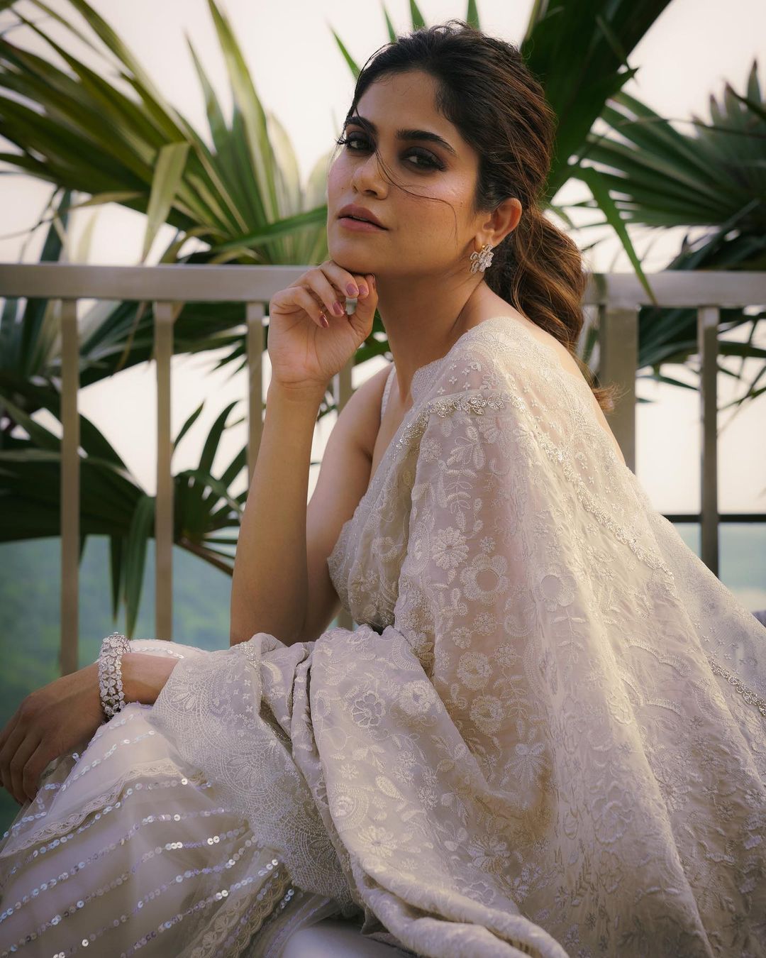 ( Photos : Instagram )