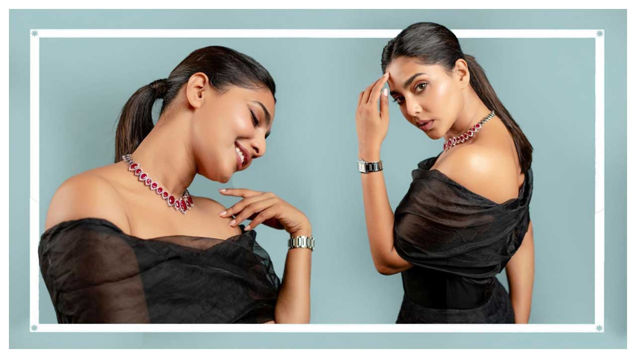 Aishwarya Lekshmi | బ్లాక్ డ్రెస్‌లో వ‌య్యారాలు ఒలికిస్తున్న ఐశ్వర్య లక్ష్మి..