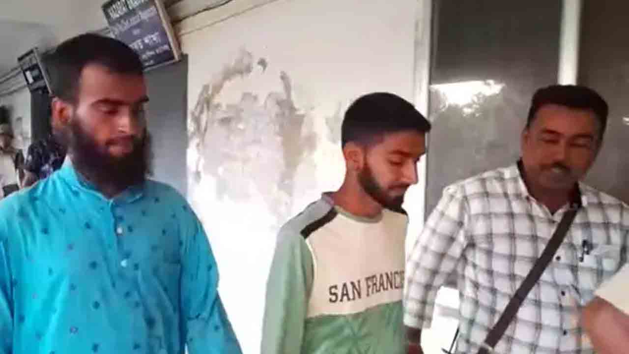 అసోంలో ఇద్దరు అల్‌ఖైదా ఉగ్రవాదులు అరెస్టు