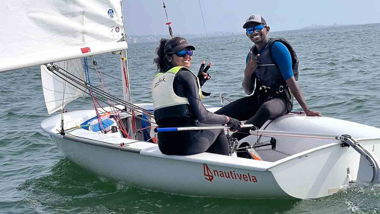 అలేఖ్య-అఖిల్‌ జోడీకి రజతం